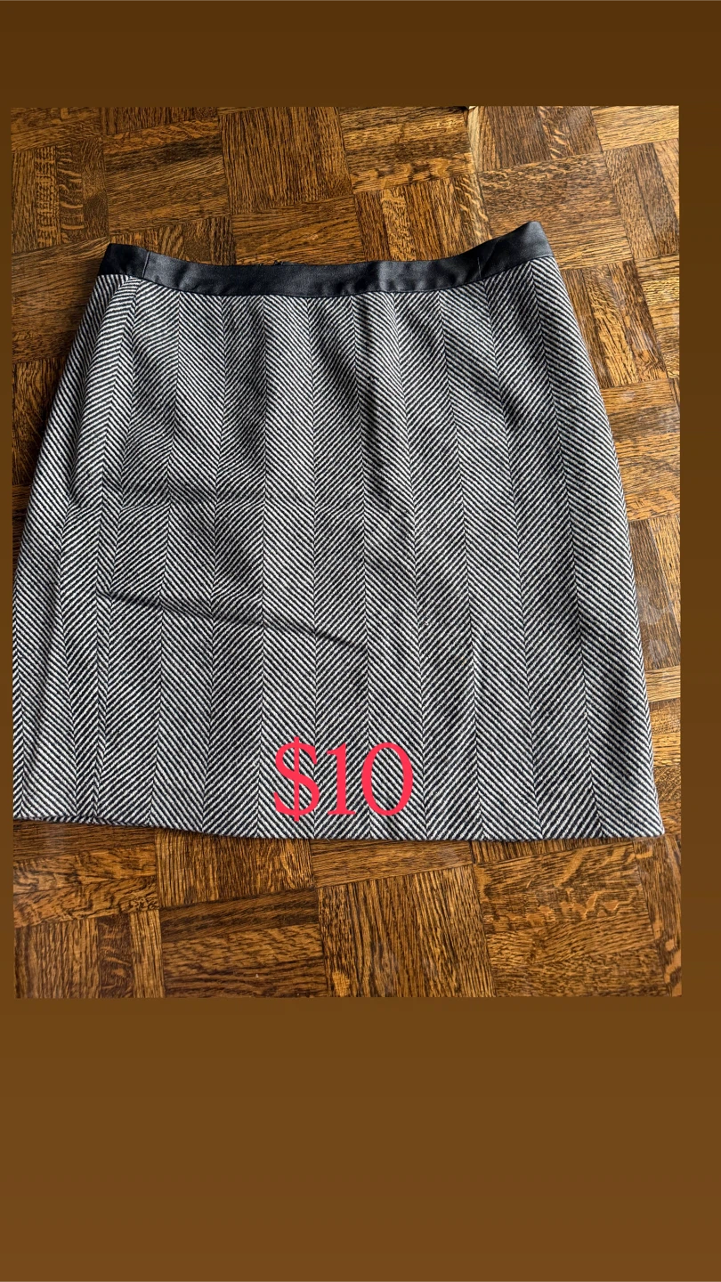 Banana Republic  Skirt Size 10 - photo 3