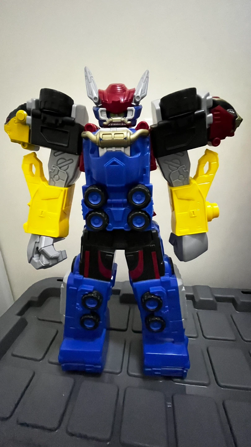 Power Rangers RPM High Octane Megazord Action Figure - photo 3