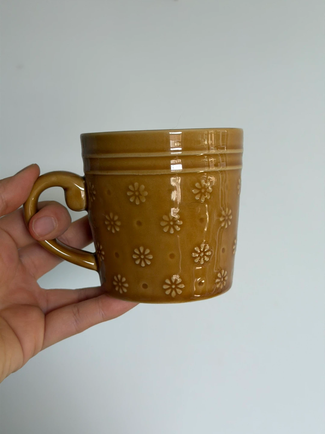 Brown Embossed Floral Mug