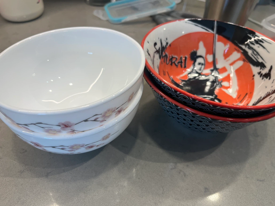 Set of 2 Decorative Ceramic Bowls