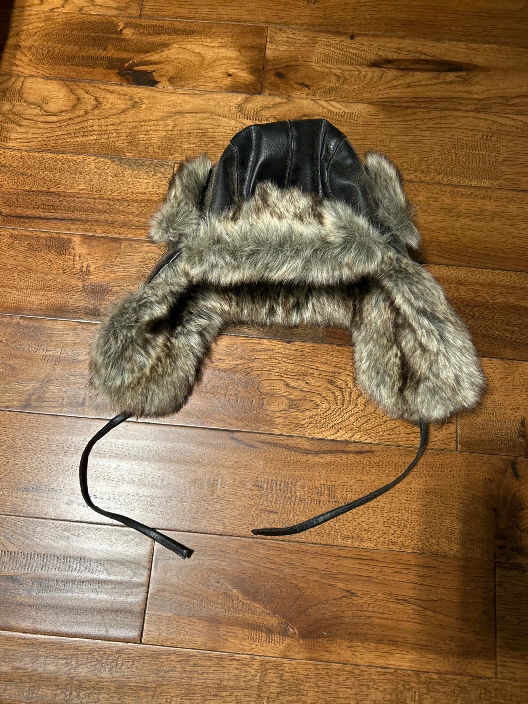 Simons Faux Leather Trapper Hat A261