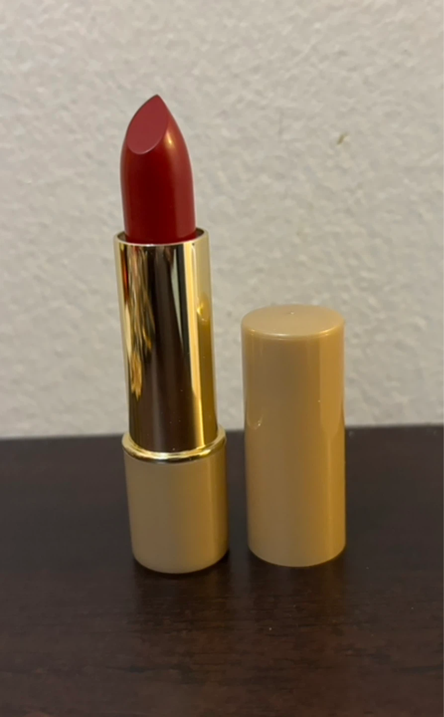 NEW-Elizabeth Arden Perfect Scarlett Lipstick