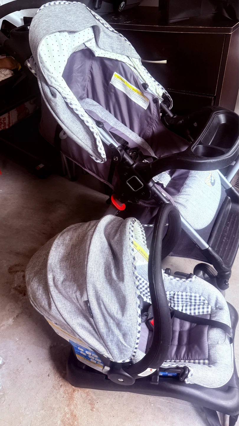Safety 1st Stroller and Car Seat Combo