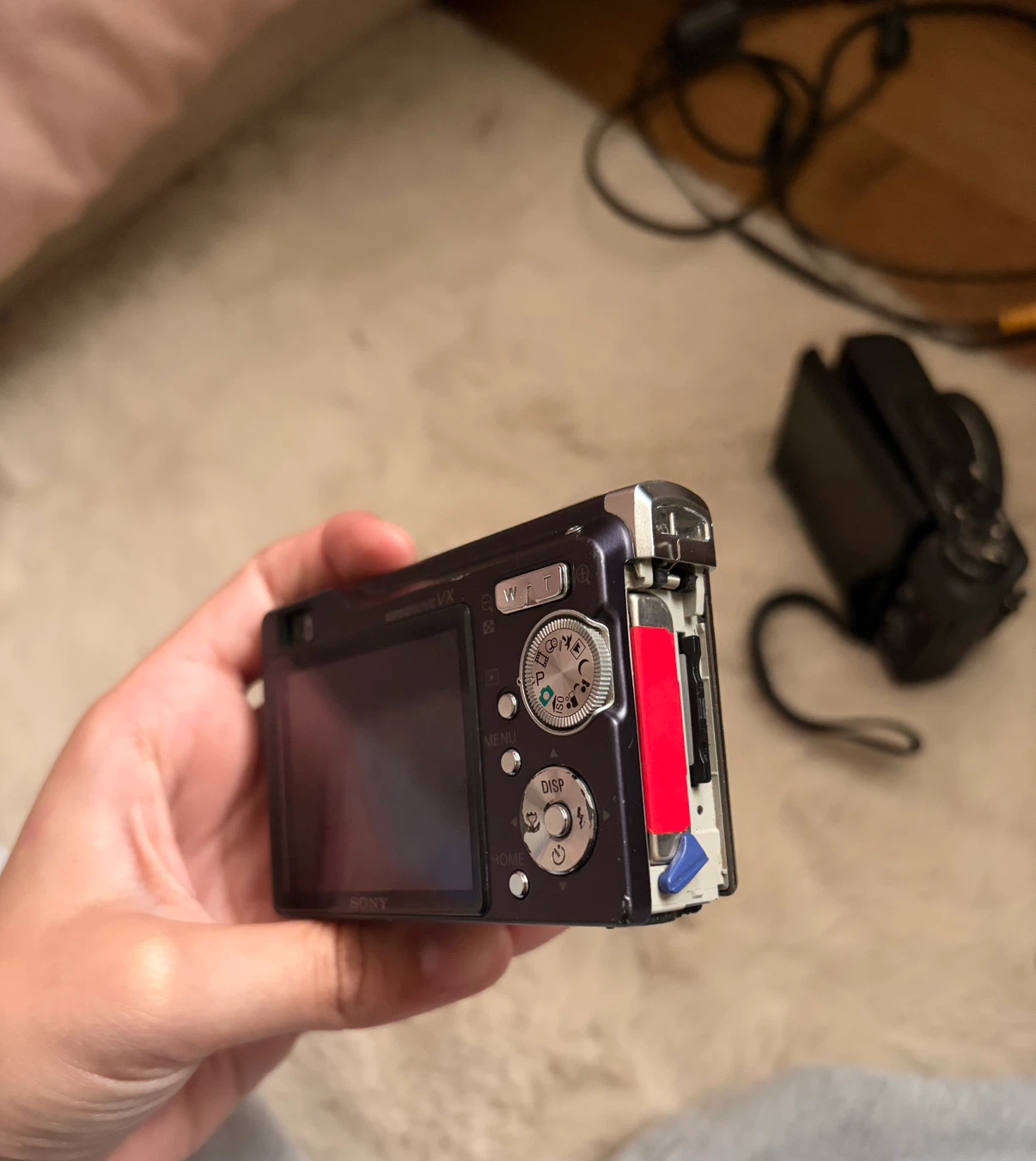 Cyber Shot Digital Camera 7.2 Pixels - photo 2