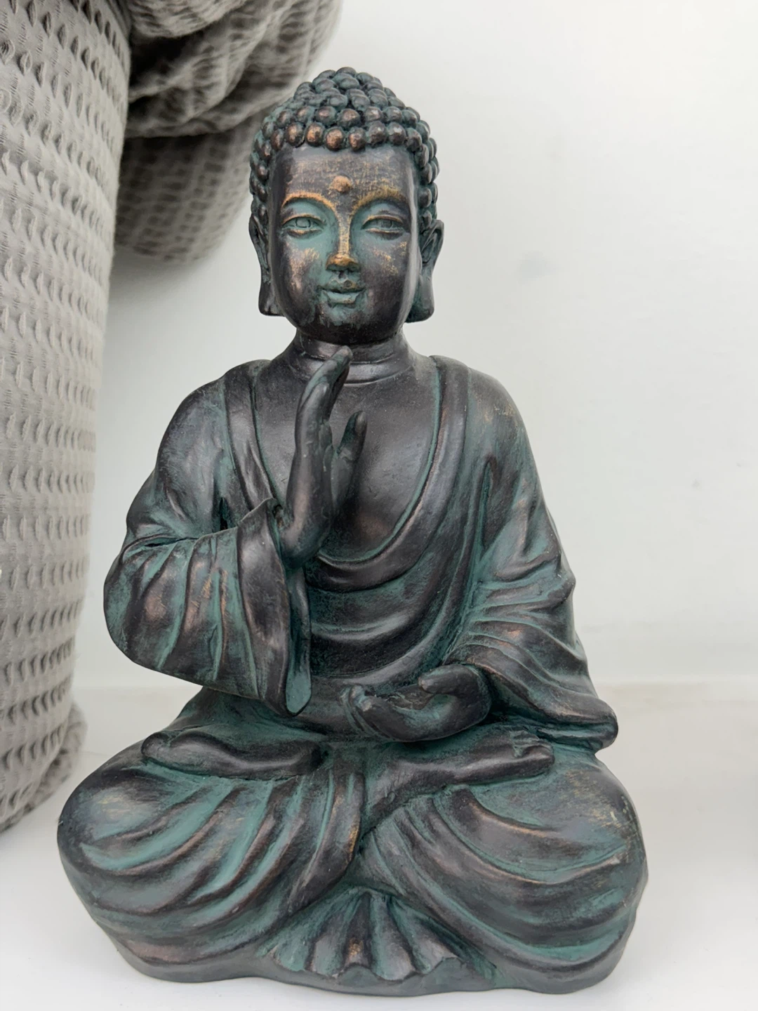 Sitting Buddha Statue Figurine - photo 2