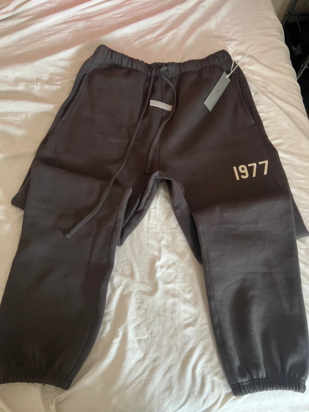 Essentials "1977" Sweatpants Charcoal