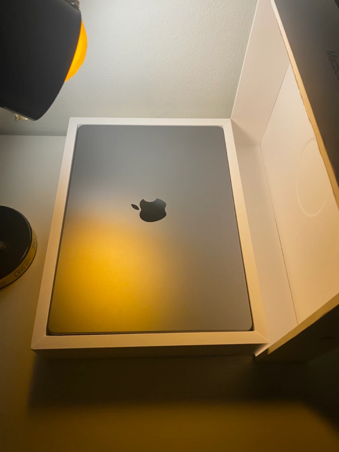 Apple MacBook Pro M3 14-inch