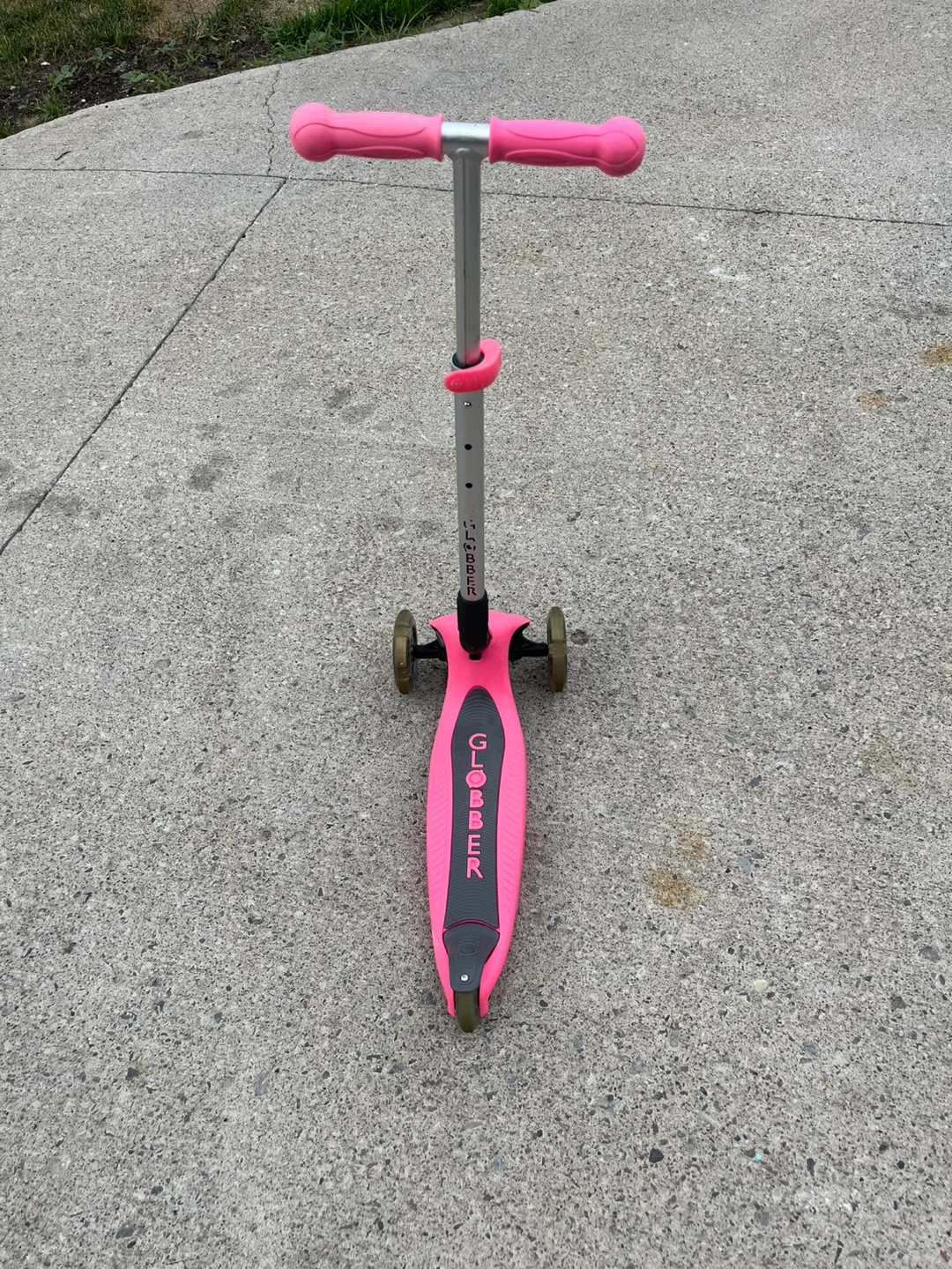 Globber Pink 3-Wheel Scooter - photo 4