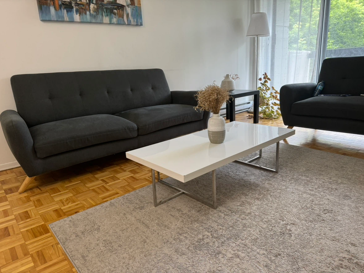 White Coffee Table with Metal Base - photo 2