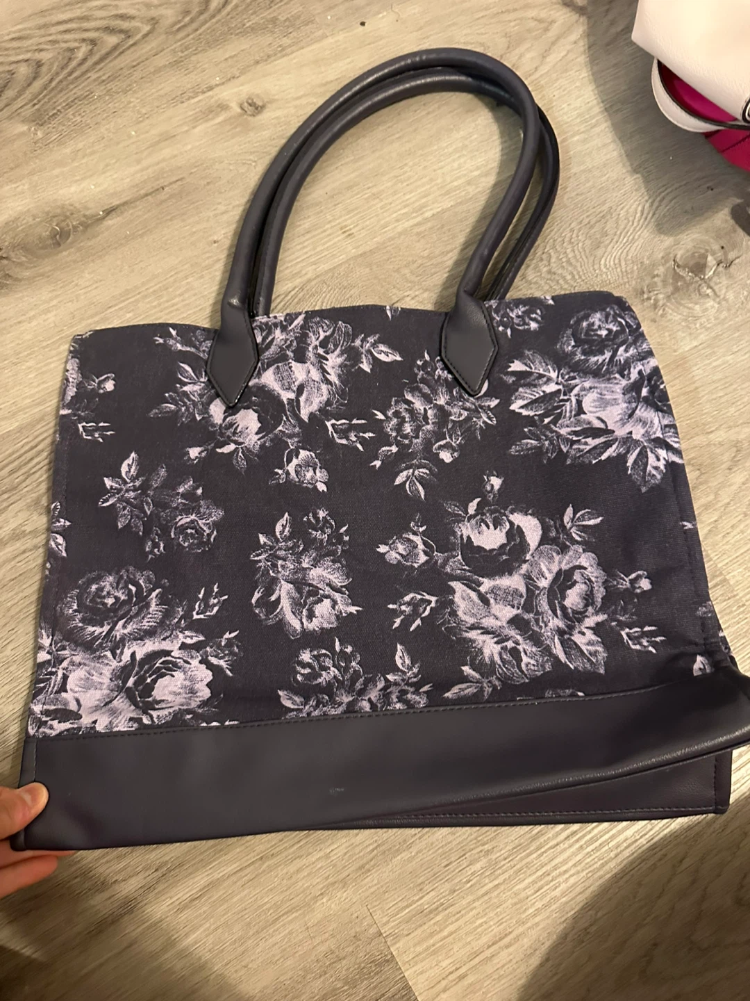 Victoria's Secret Black Floral Purple Beach Tote Bag Weekender - photo 4