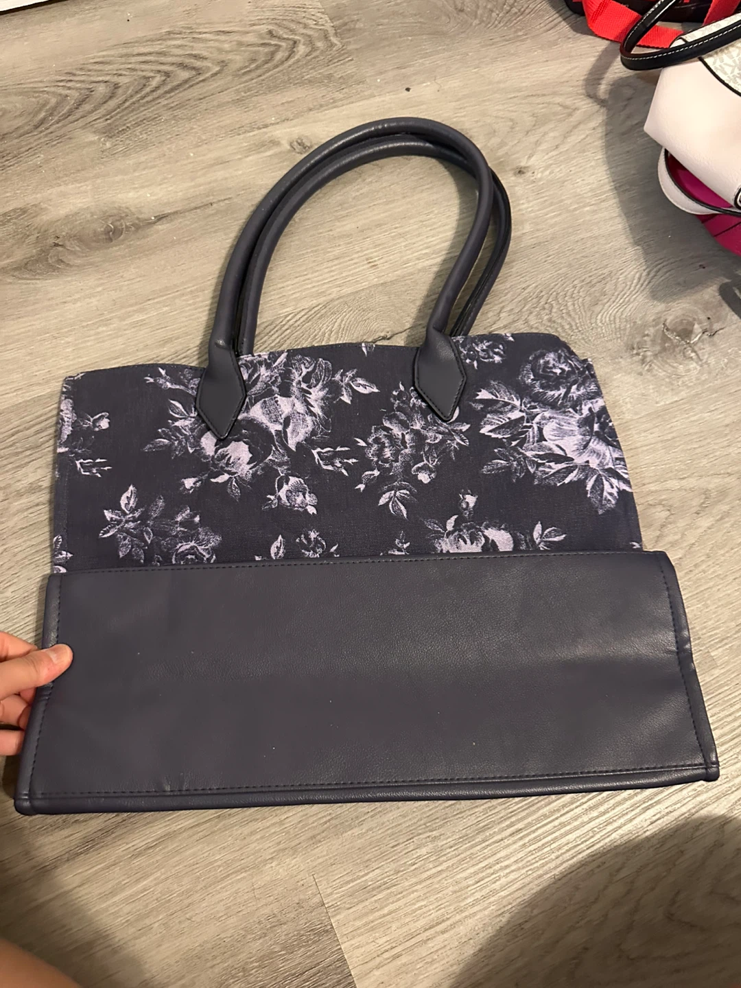 Victoria's Secret Black Floral Purple Beach Tote Bag Weekender - photo 5