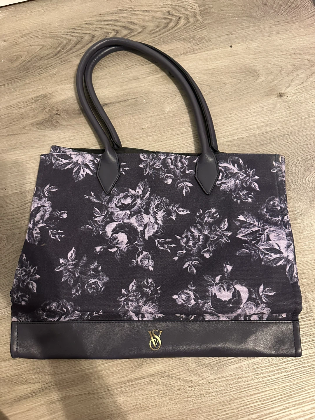 Victoria's Secret Black Floral Purple Beach Tote Bag Weekender - photo 2
