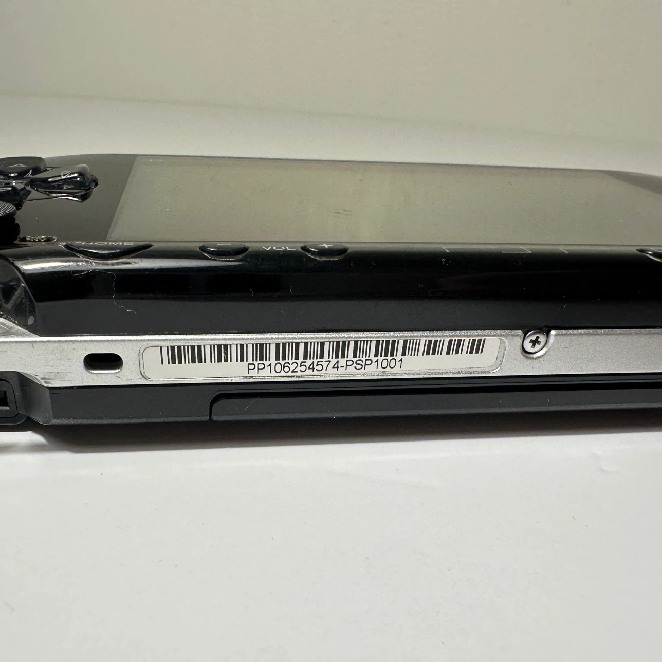 Sony psp fat 1001 with 6 games 4gb memory card - photo 5