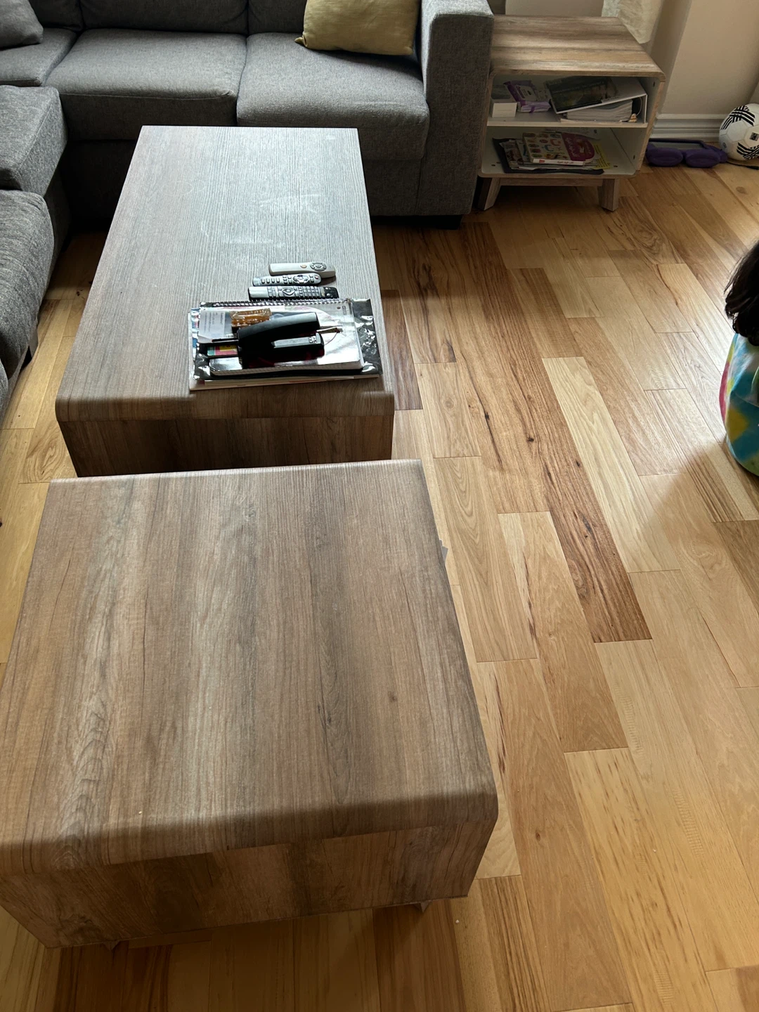 Structube Wooden Coffee Table and 2 side tables - photo 3