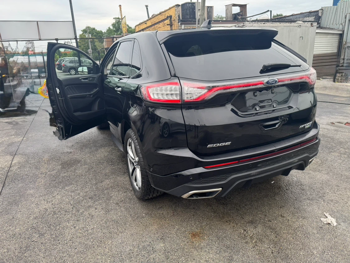 2018 Ford Edge Sport EcoBoost SUV - photo 2