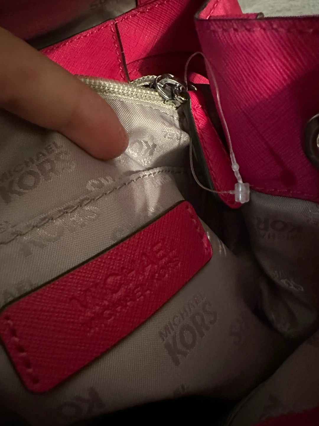 Michael Kors Rare Pink Backpack - photo 5