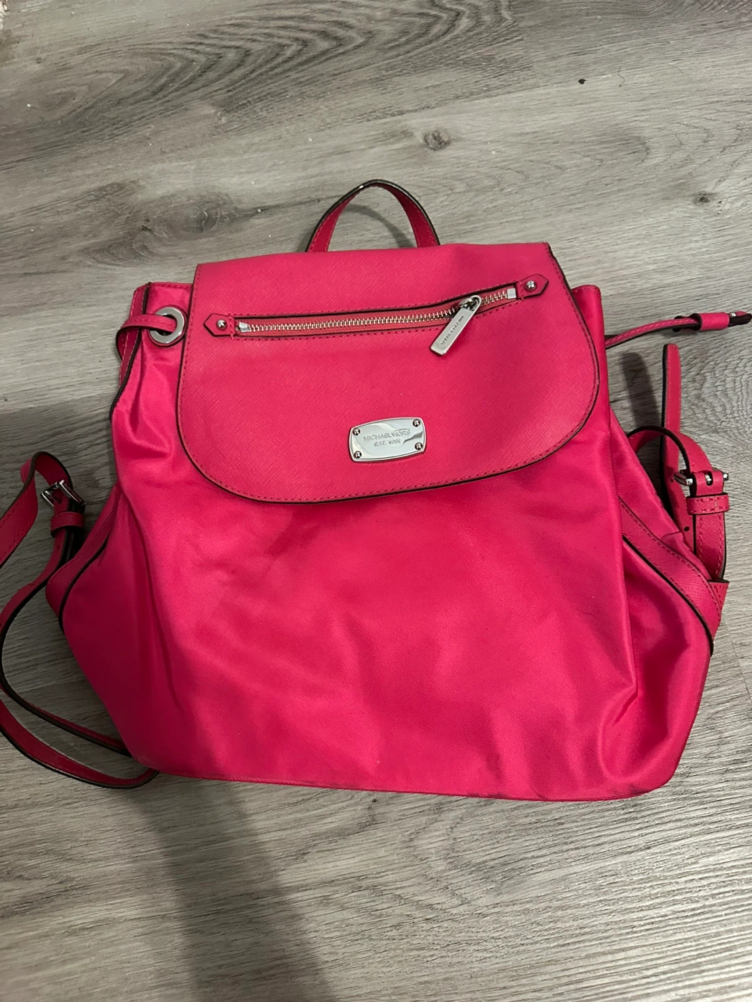 Michael Kors Rare Pink Backpack - photo 2