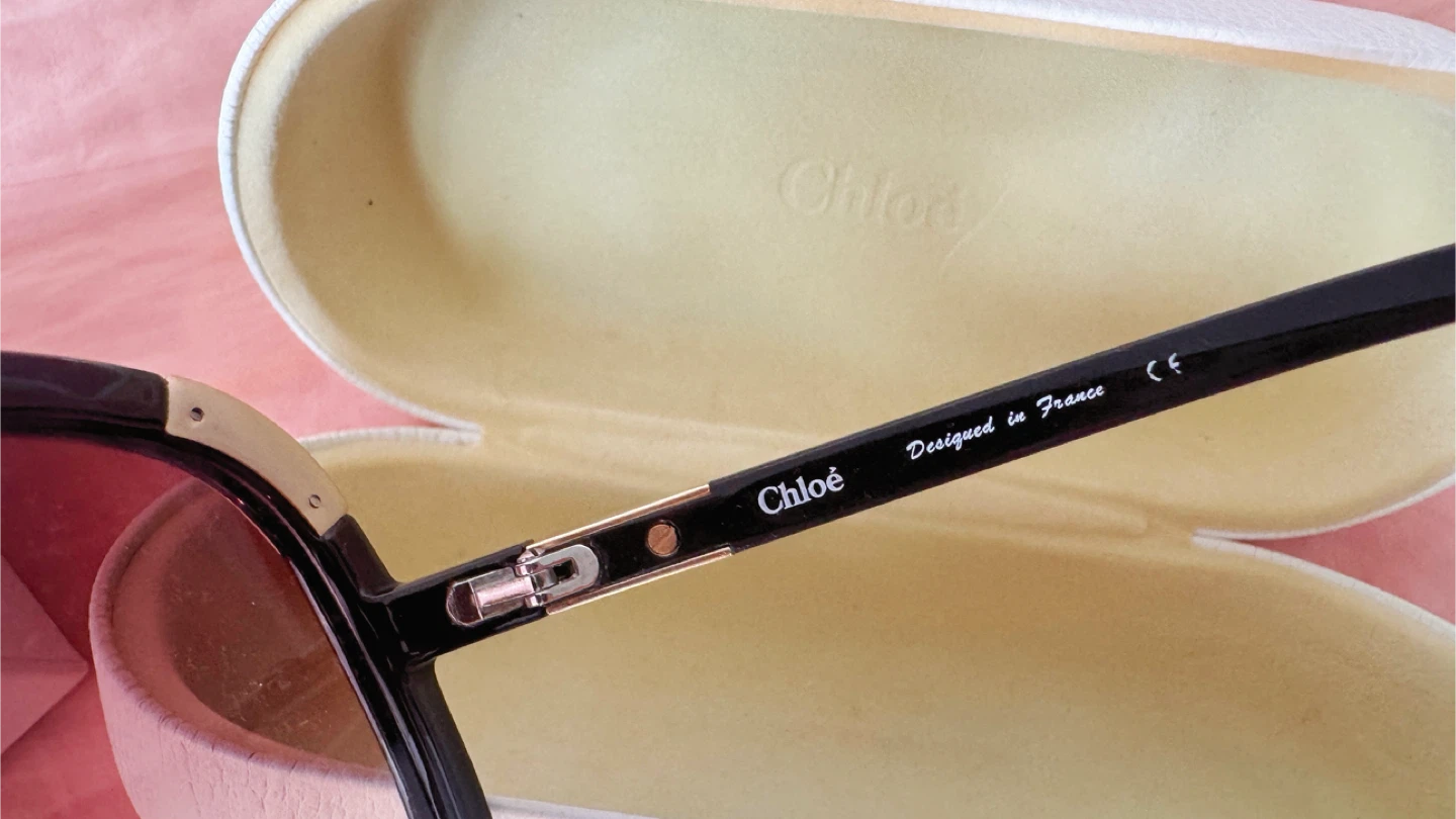 Chloé Sunglasses with Case - photo 4