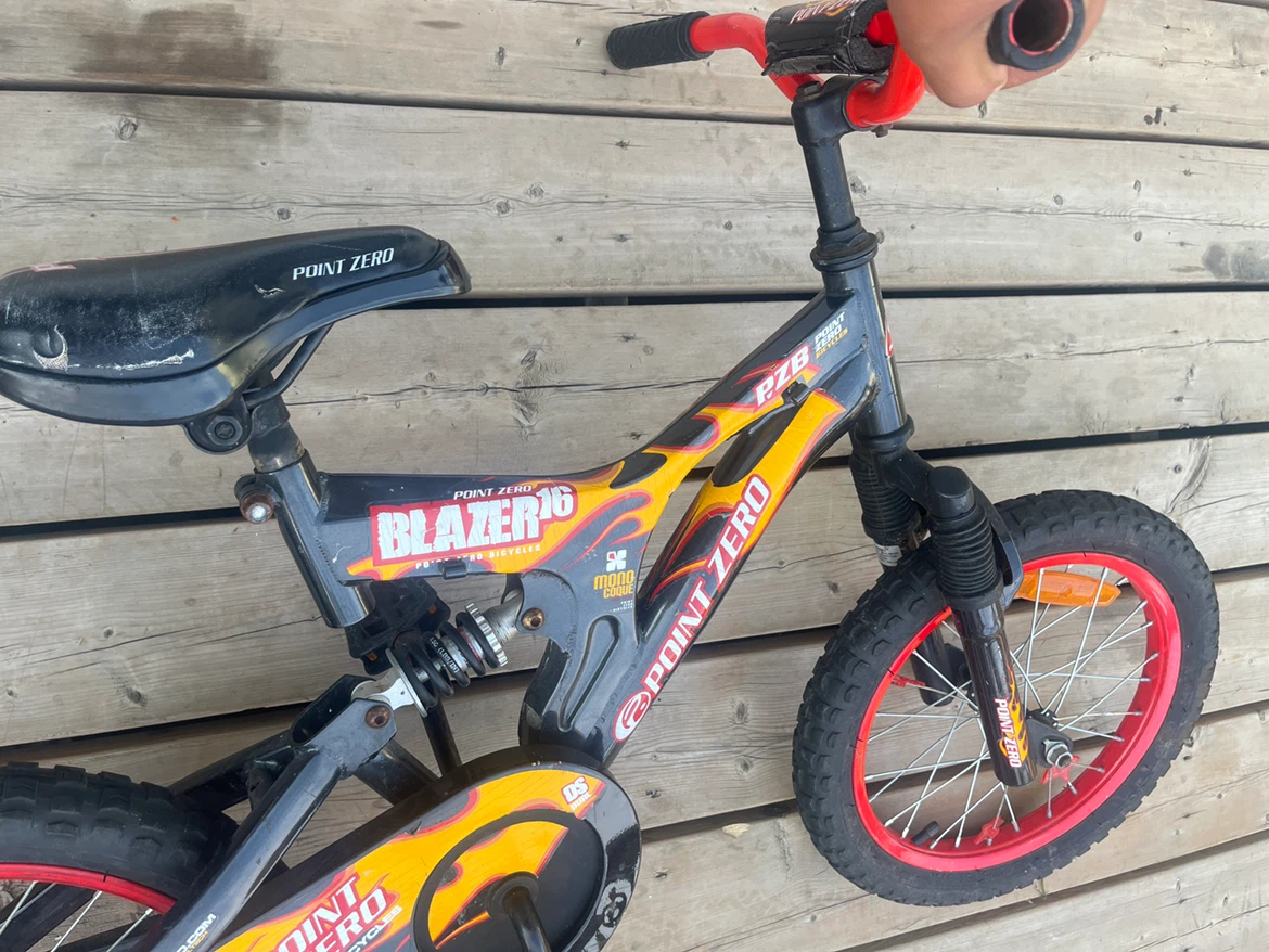 Point Zero Blazer 16 Kids Bike - photo 2