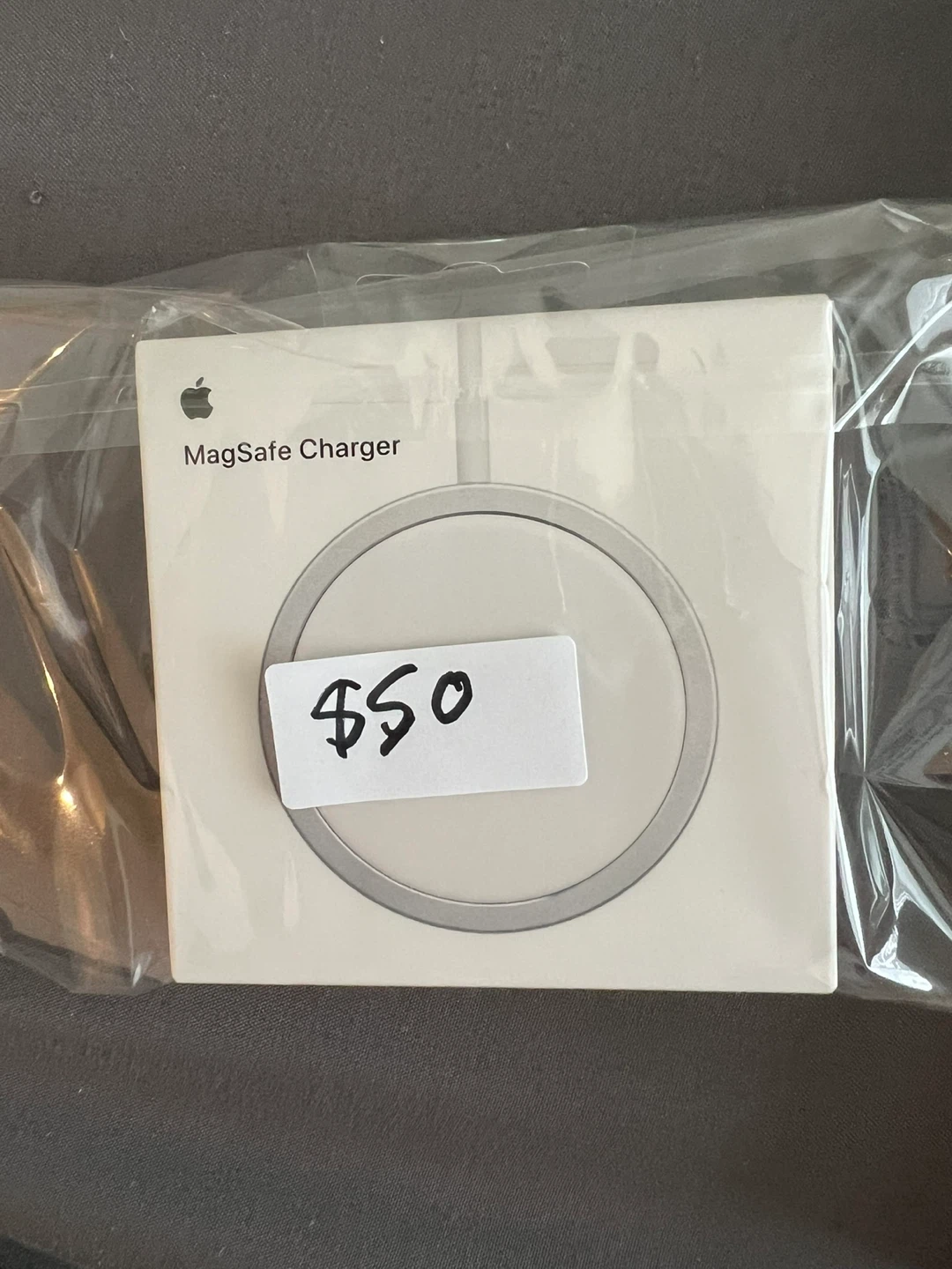Apple MagSafe Charger