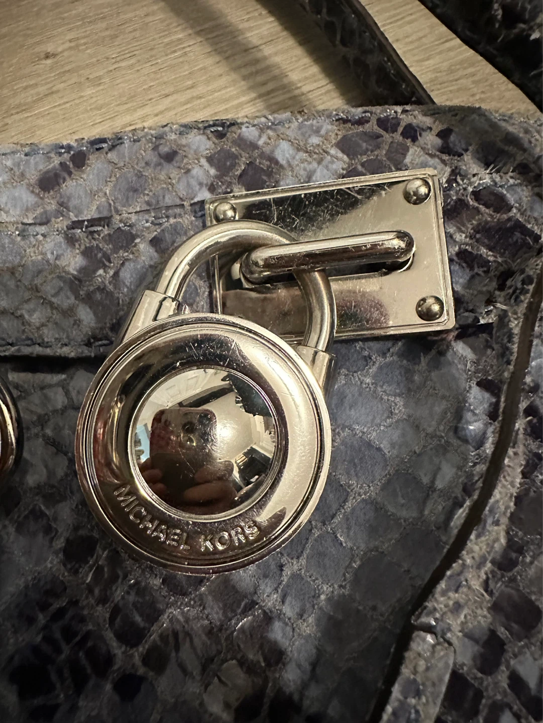 Michael’s Kors Blue Snakeskin Hamilton Bag - photo 4