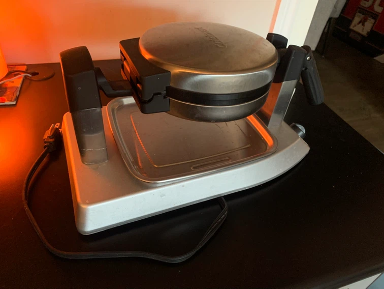 Cuisinart Professional Waffle Maker - photo 4