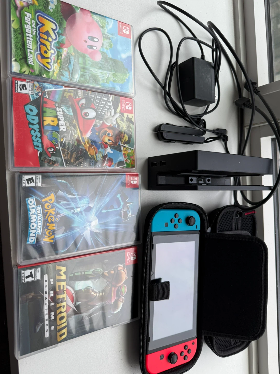 Nintendo Switch 2022 Console with Games - photo 2