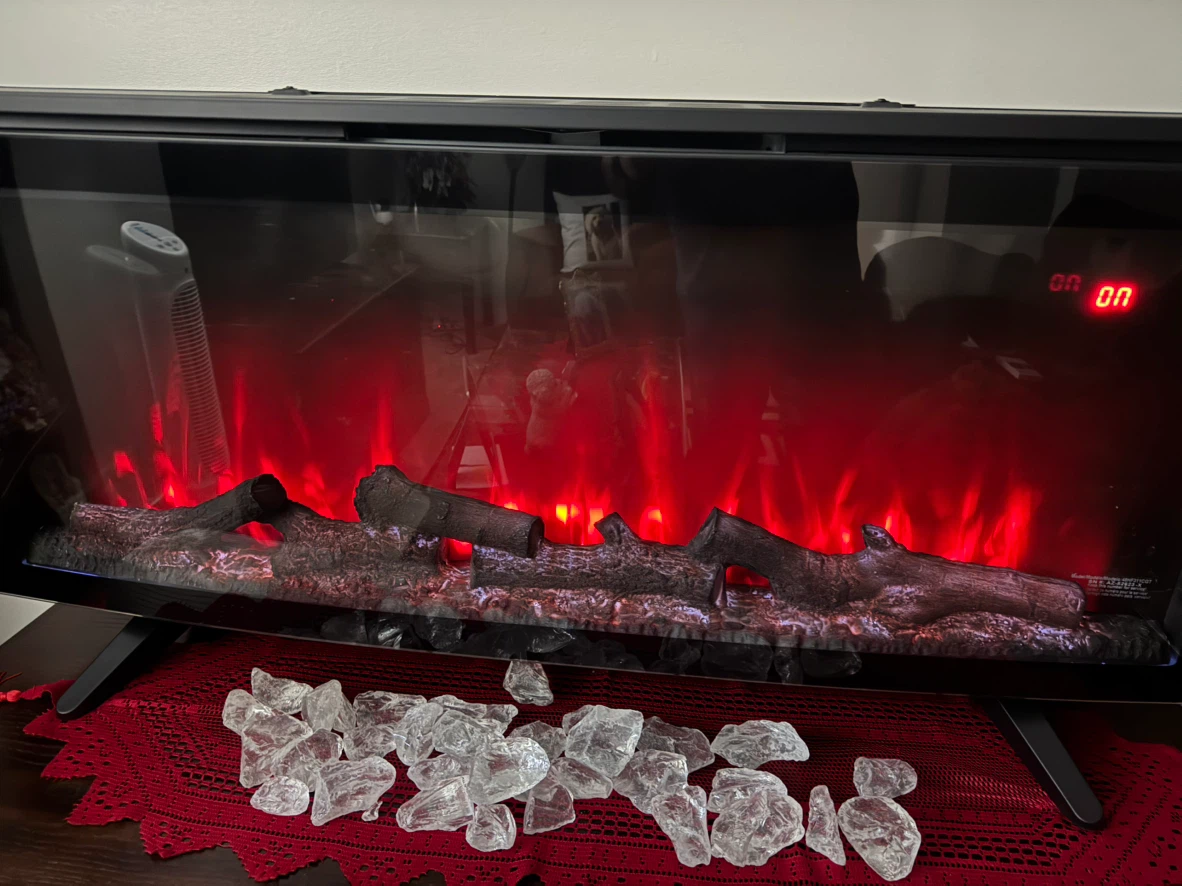 Electric Fireplace , 48 inch on stand with Remote.