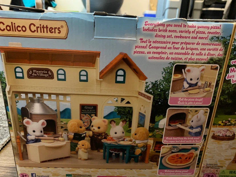 Calico Critters Pizzeria du Village Playset
