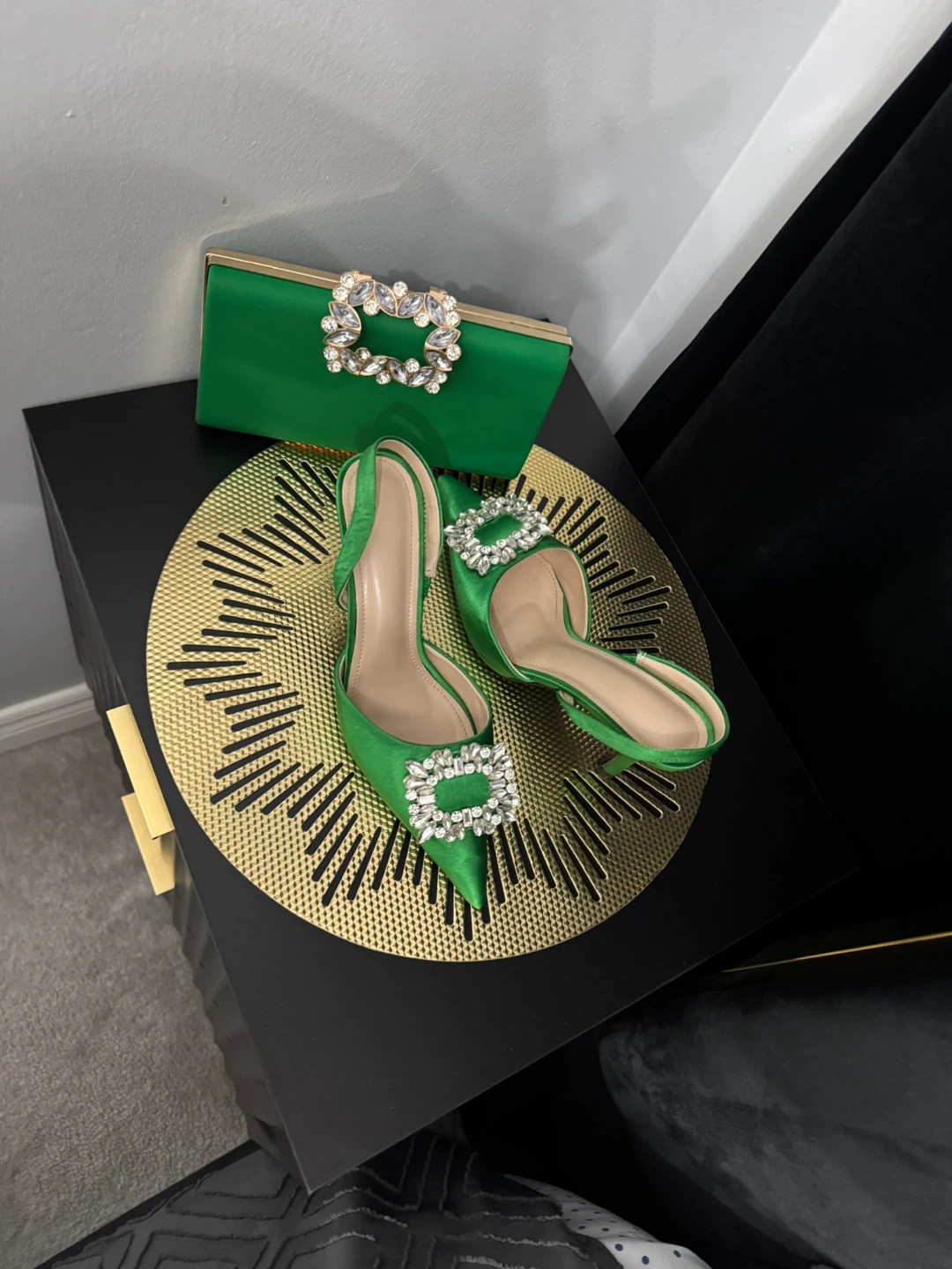 Brand new  Heels with Clutch size 7.5