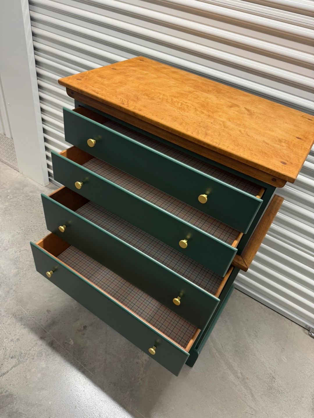 🚨Free Delivery NJ/NY Green Solid Wood Dresser - 5 Drawers - photo 3