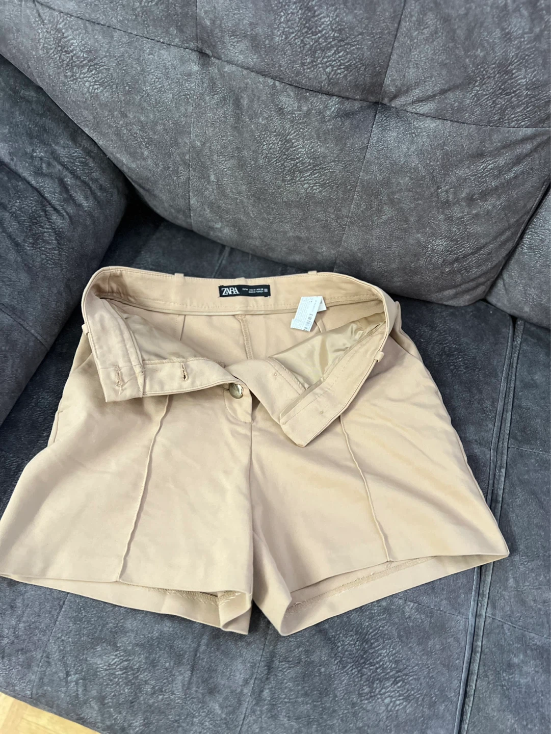 Zara Women's Beige Shorts Size Medium - photo 4