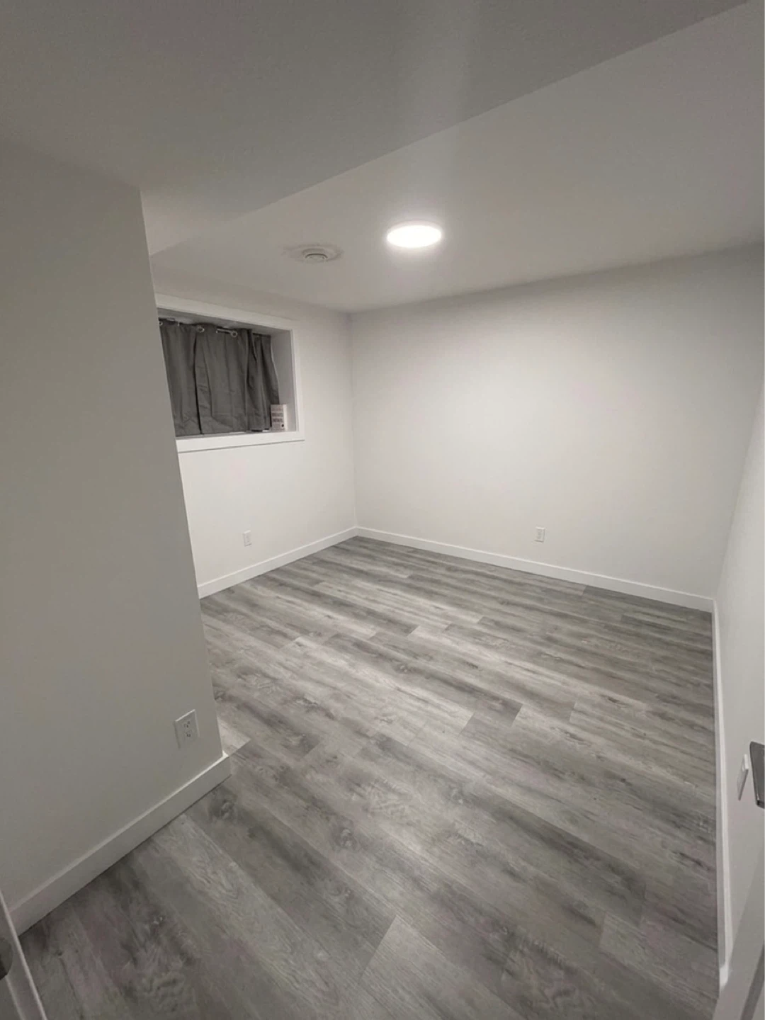 Basement for rent - photo 4