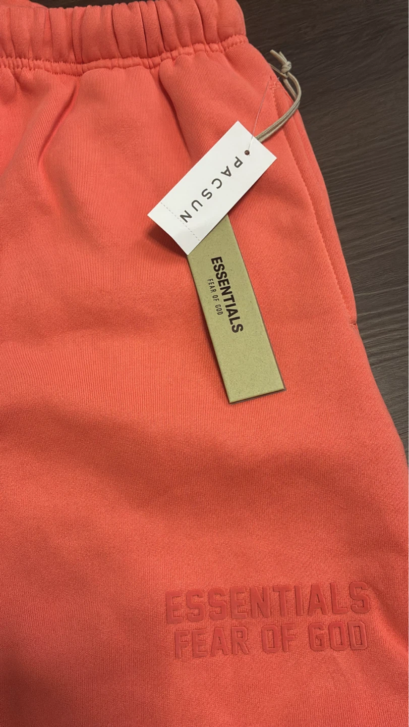 Essential Shorts - Size M - photo 2