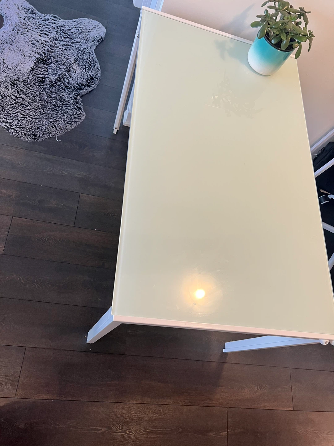 White Metal Frame Desk with Frosted Glass Top - photo 2