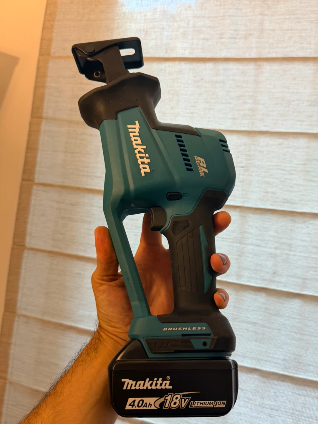 Makita 18V LXT Brushless Reciprocating Saw - photo 4