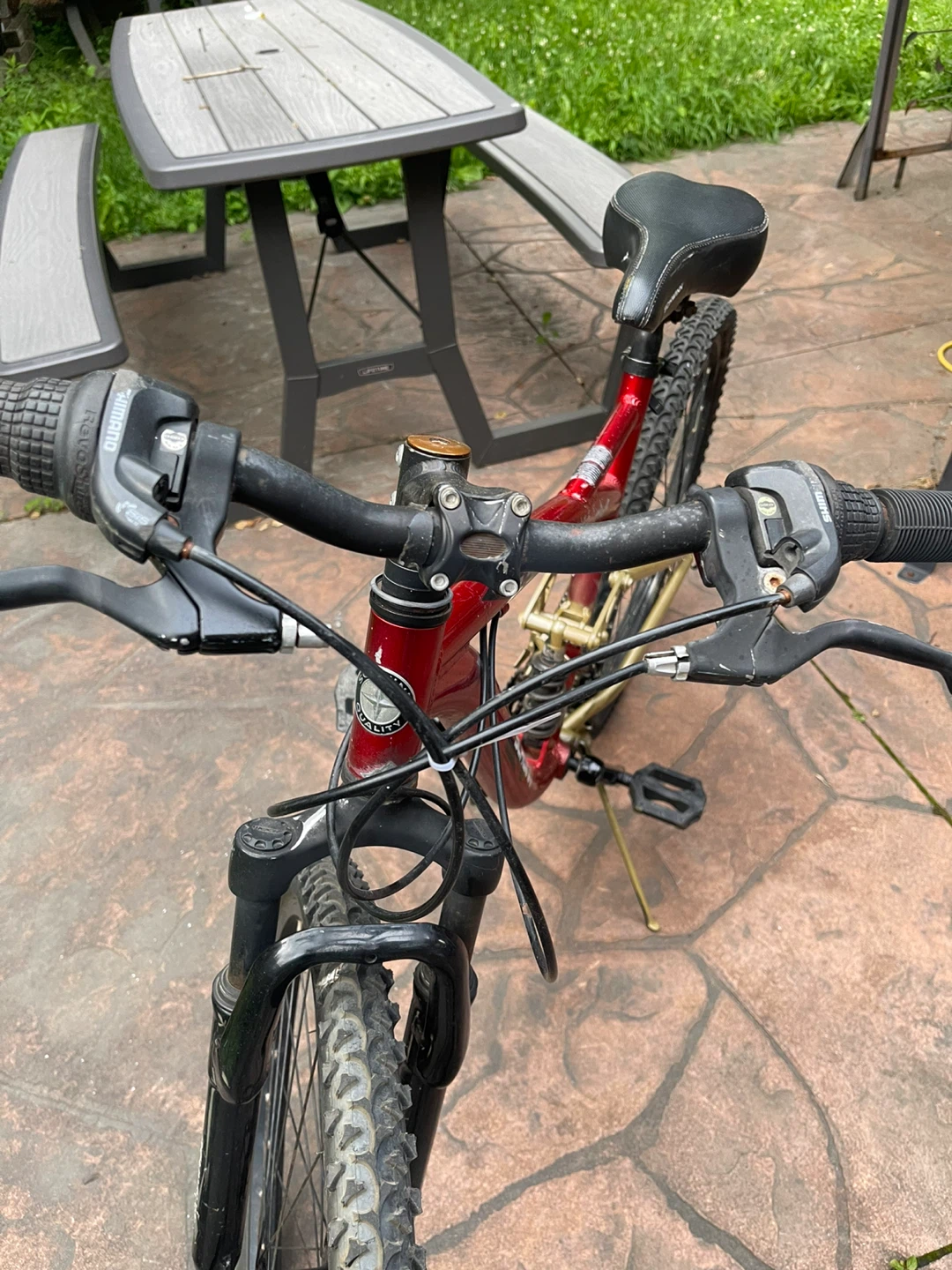 Red Schwinn Mountain Bike - photo 3