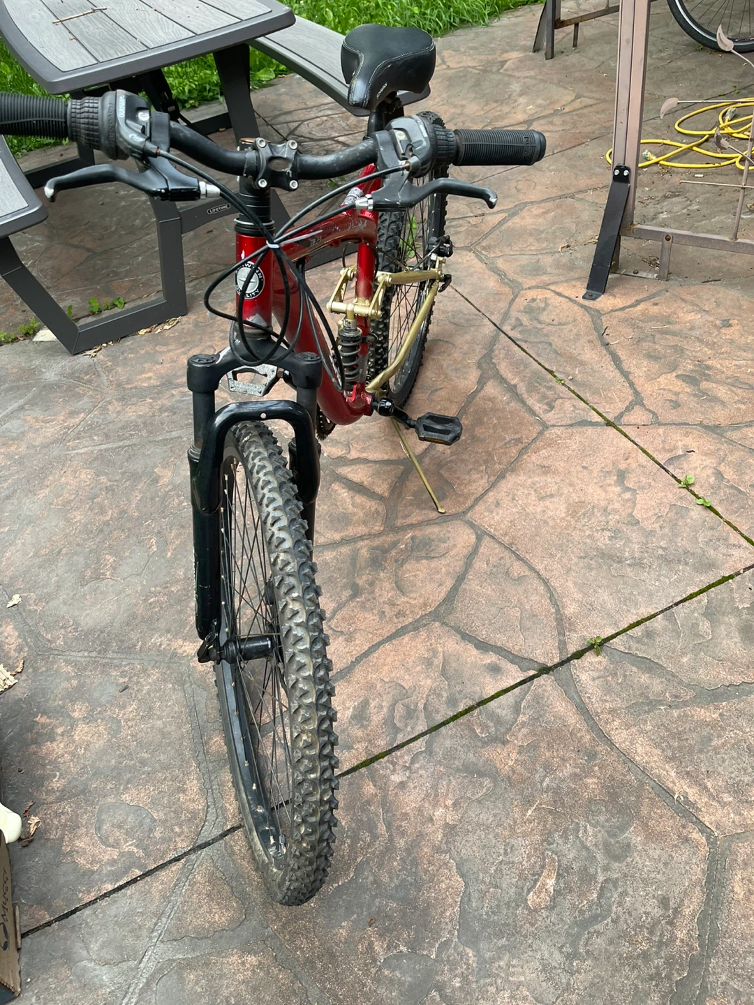Red Schwinn Mountain Bike - photo 5