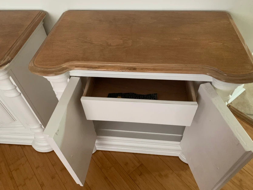 Thomasville Nightstands (Pair)| cabinets | end table - photo 4