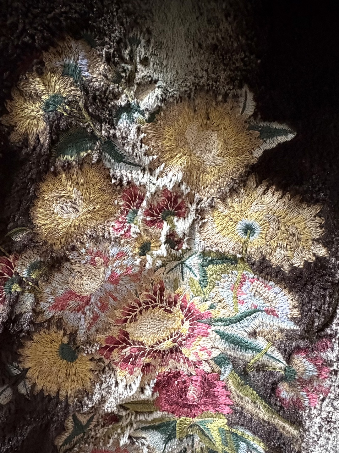 Reversible Embroidered Fleece Hoodie with Floral Design - photo 5