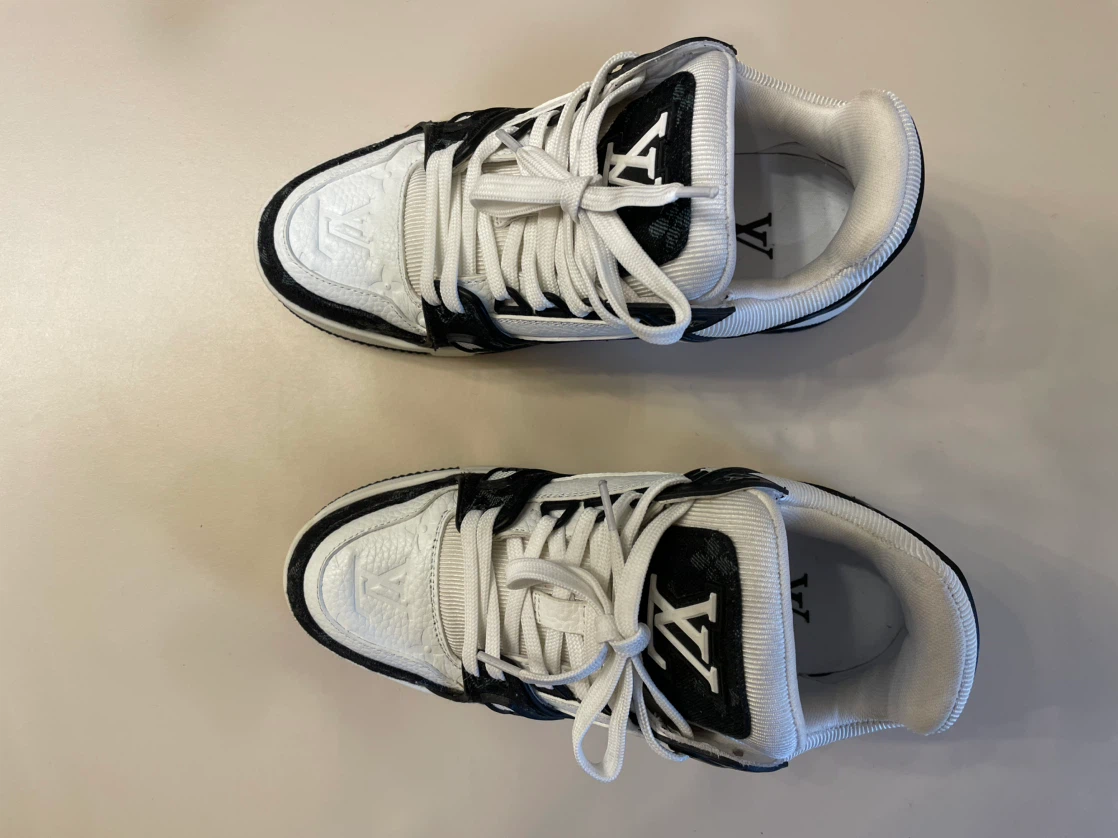 Louis Vuitton "LV Trainer" Sneakers - Black/White - photo 2