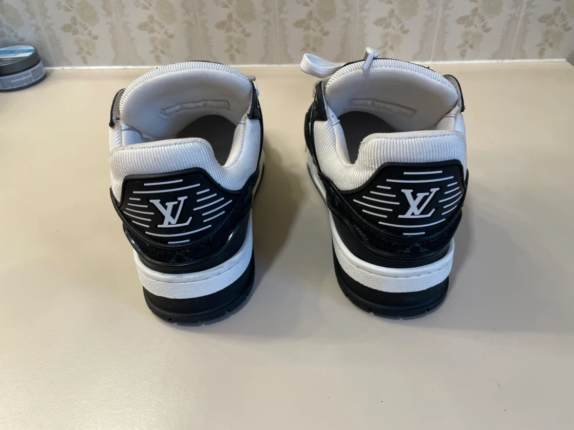 Louis Vuitton "LV Trainer" Sneakers - Black/White - photo 3