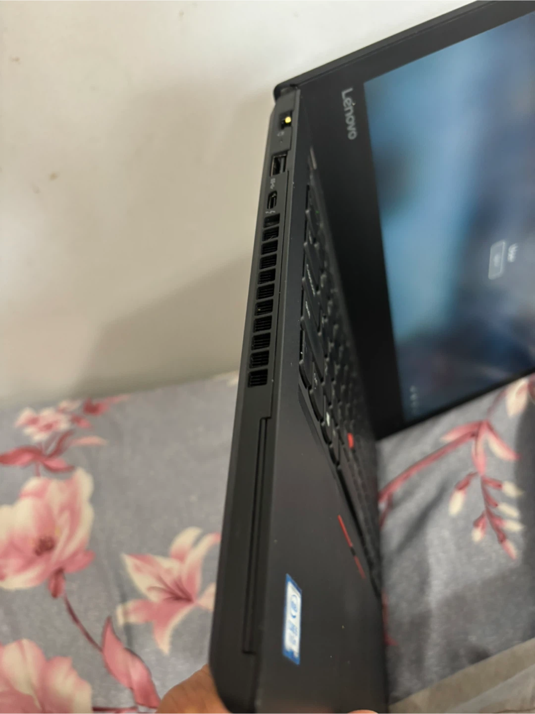 Lenovo ThinkPad T470 Laptop - photo 5