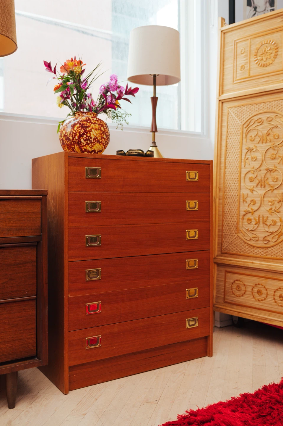 Mid Century Teak 6 Drawer Dresser | Brass Pulls - photo 3