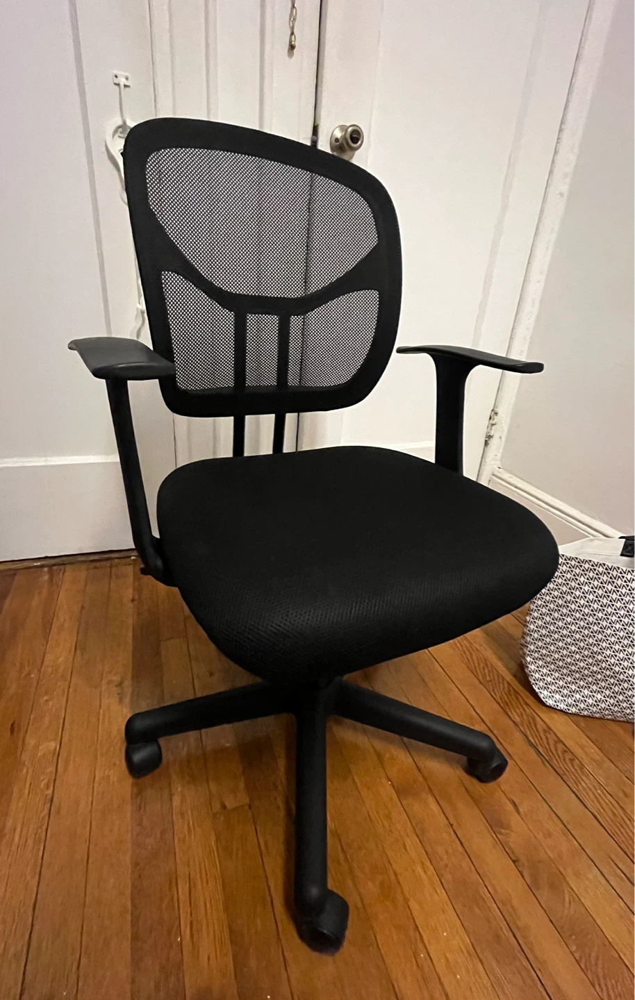Office Chair - photo 2