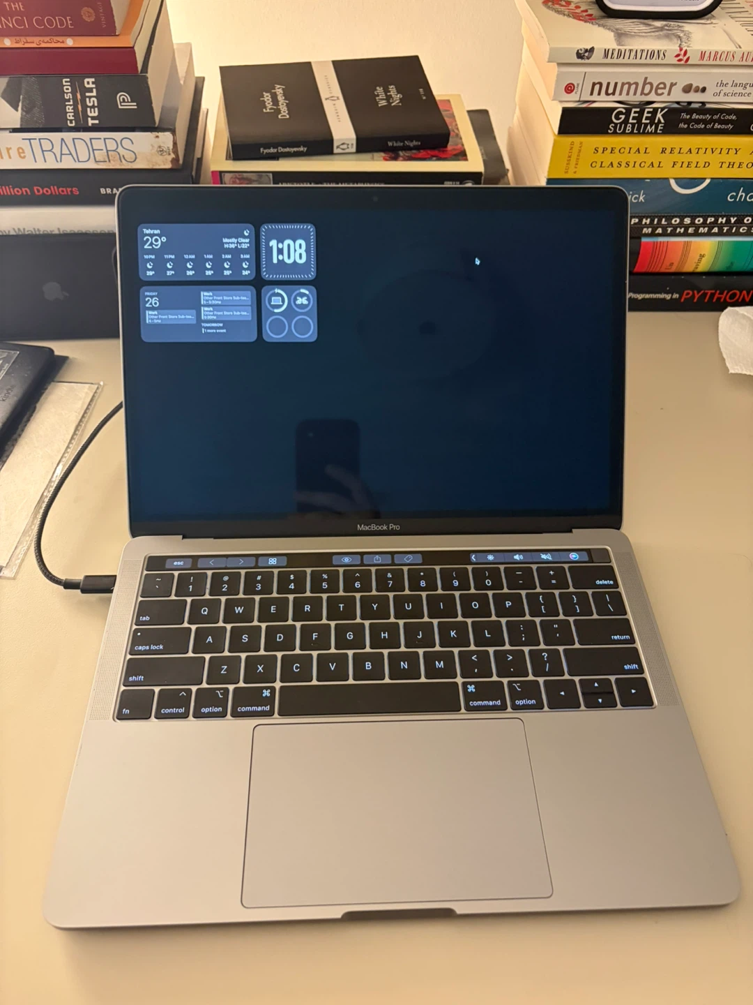 MacBook Pro 2019 Touch Bar