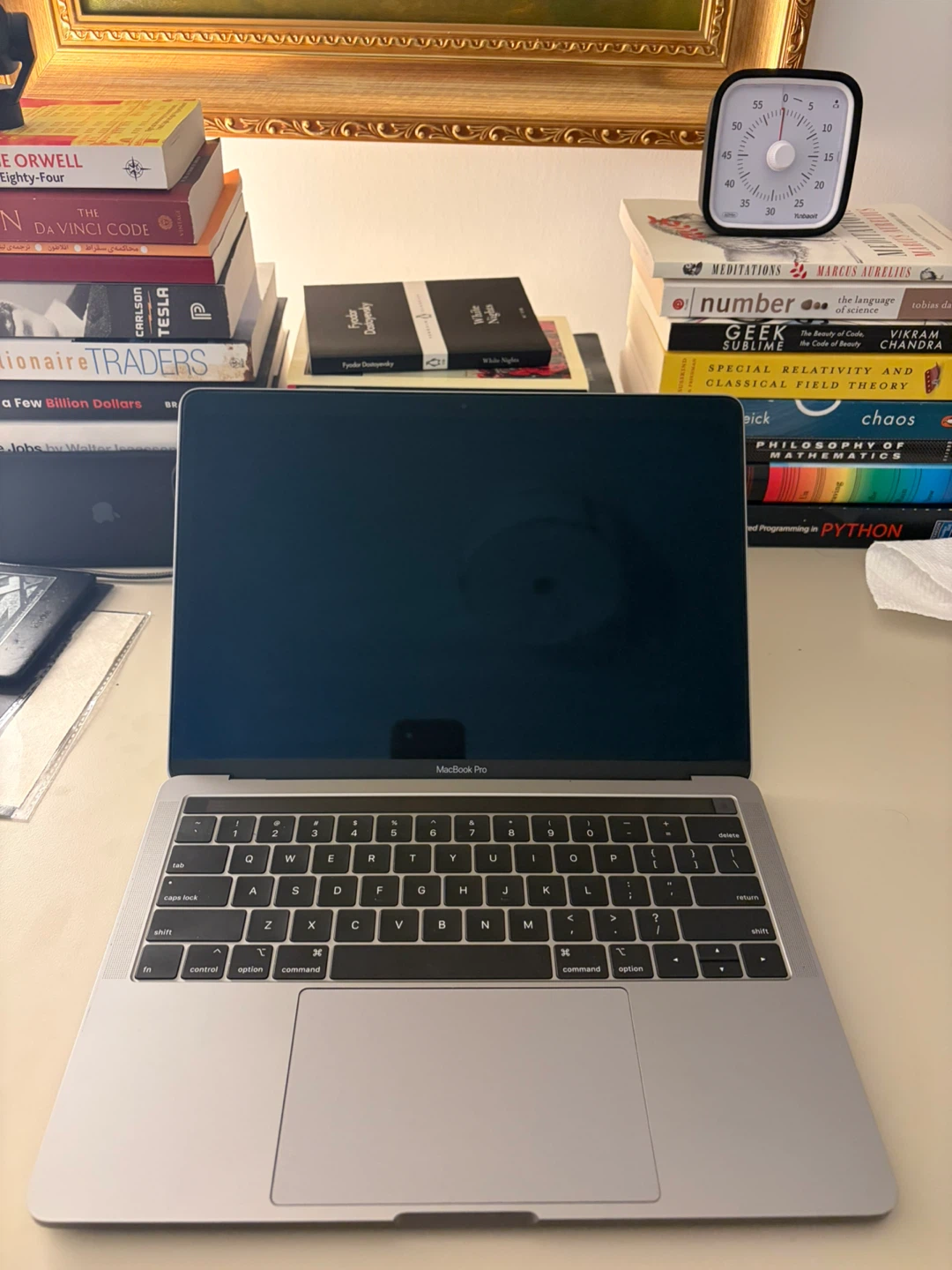 MacBook Pro 2019 Touch Bar - photo 2