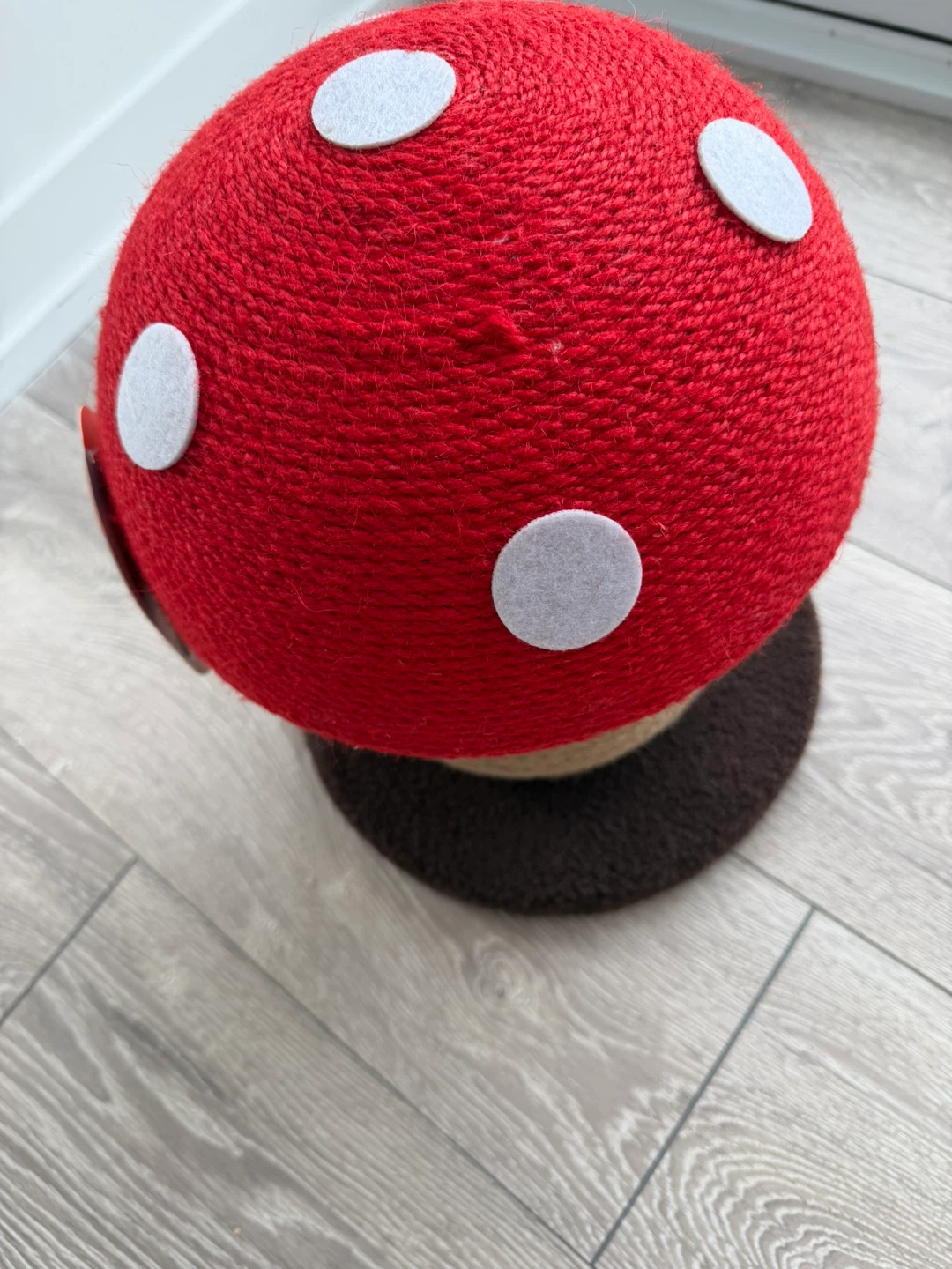 Mushroom Cat Scratcher - photo 2