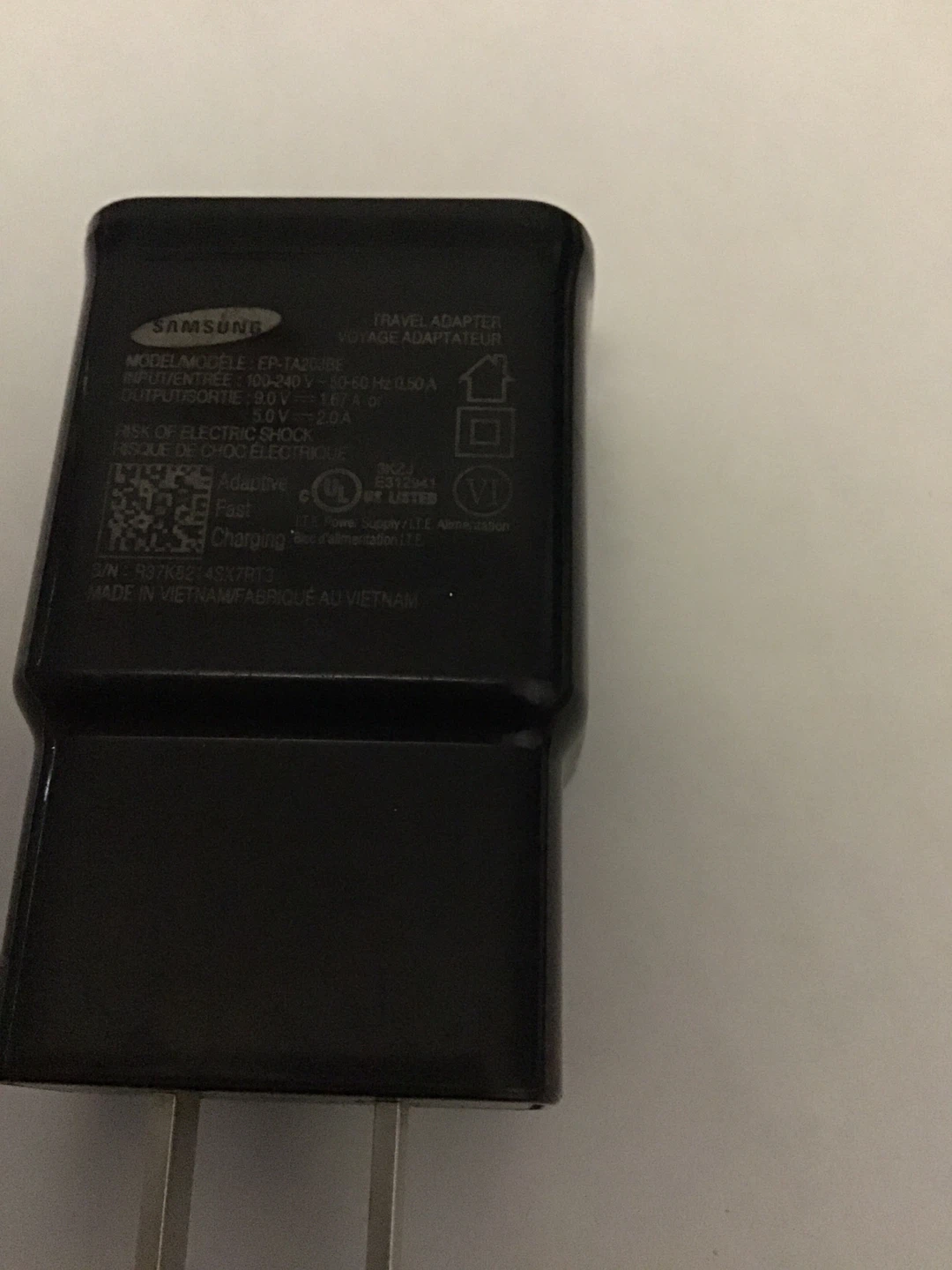 Samsung Adaptive Fast Charging Travel Adapter - photo 2