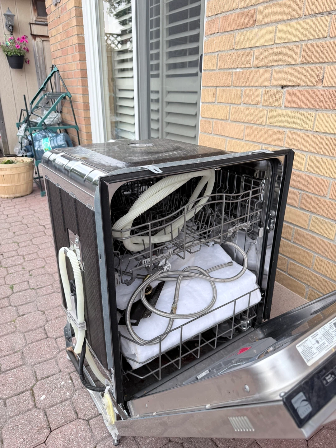 Dishwasher - photo 2